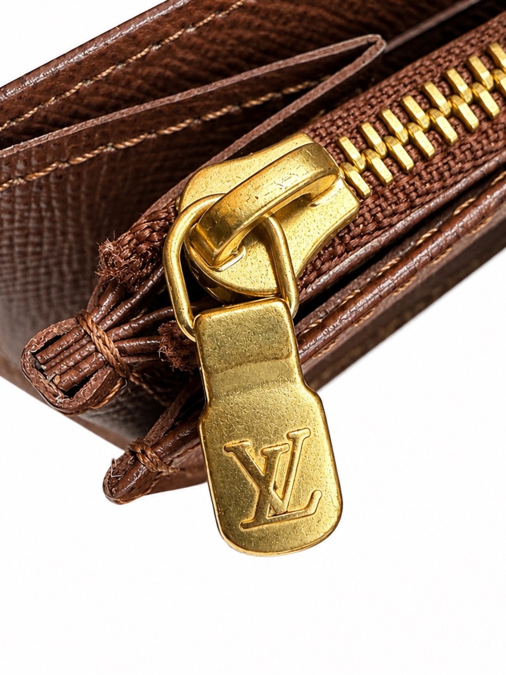 Louis Vuitton Monogram Zippy Organizer Wallet - Picture 9 of 16